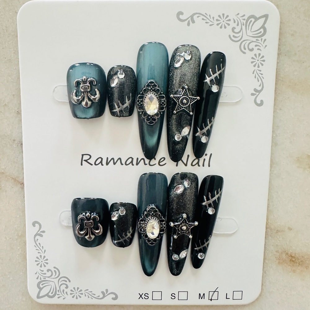 Elegant Press on Nail Set with Silver Accents